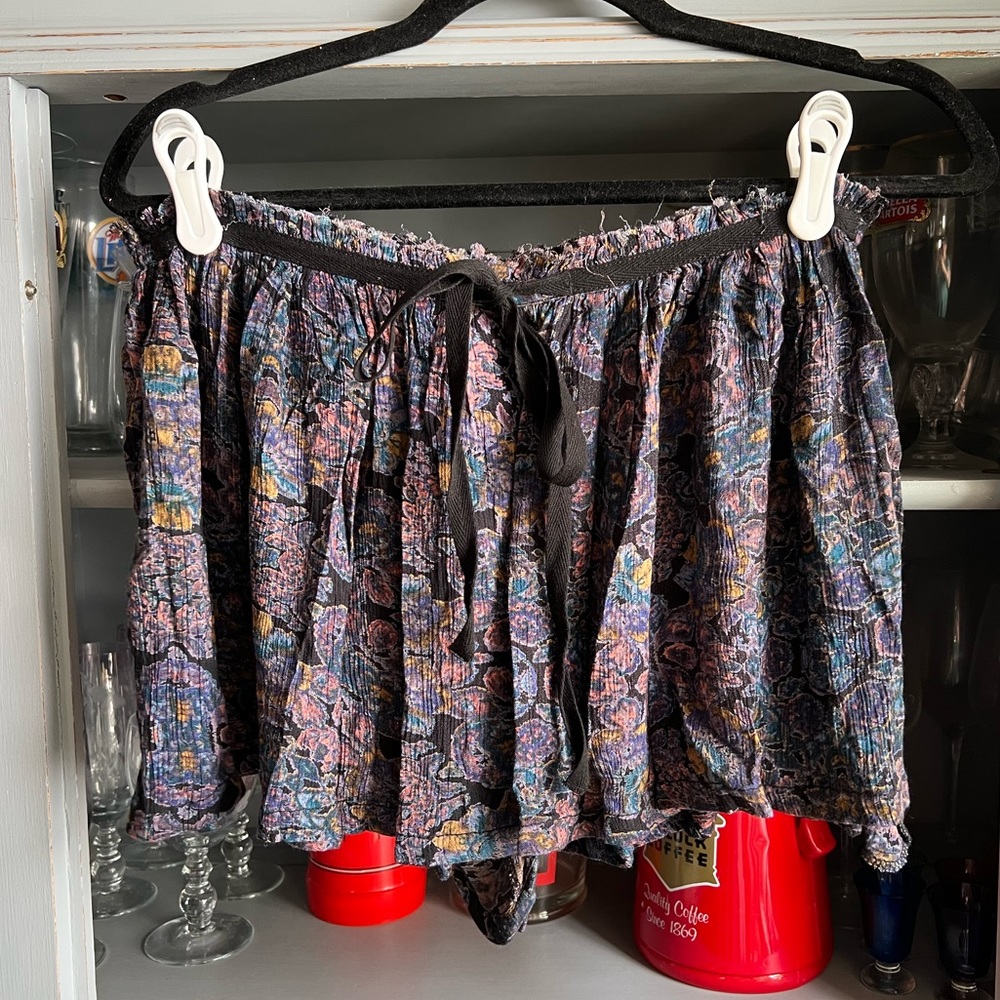 Ecote Skorts